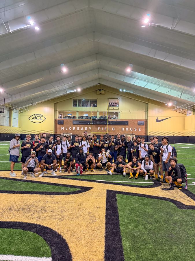McCreary Field House, 2026 College Bus + Camps TOUR